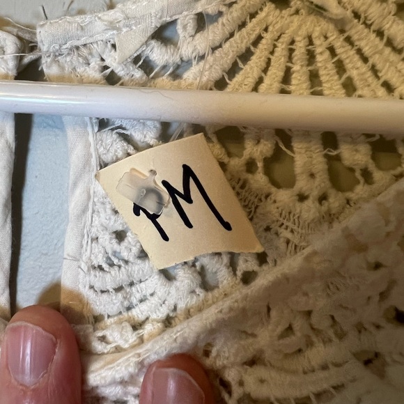 Sundance Imperial Eyelet Dress - Petite Medium - Picture 5 of 5